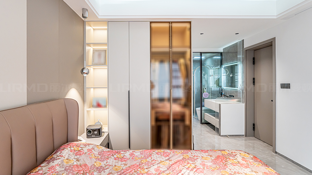 現代簡奢風-金色溪泉灣